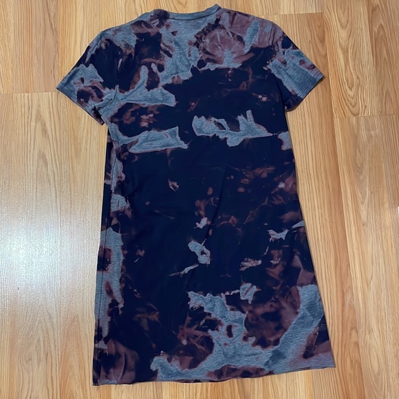 SHEIN Body-con Tye-die Dress - Picture 7 of 8